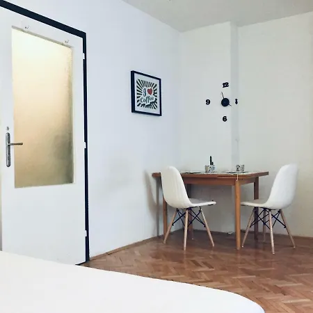 Apartment Flamingo *